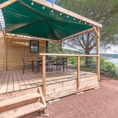 Camping Le Mas De Riri Celles  Eksteriør bilde