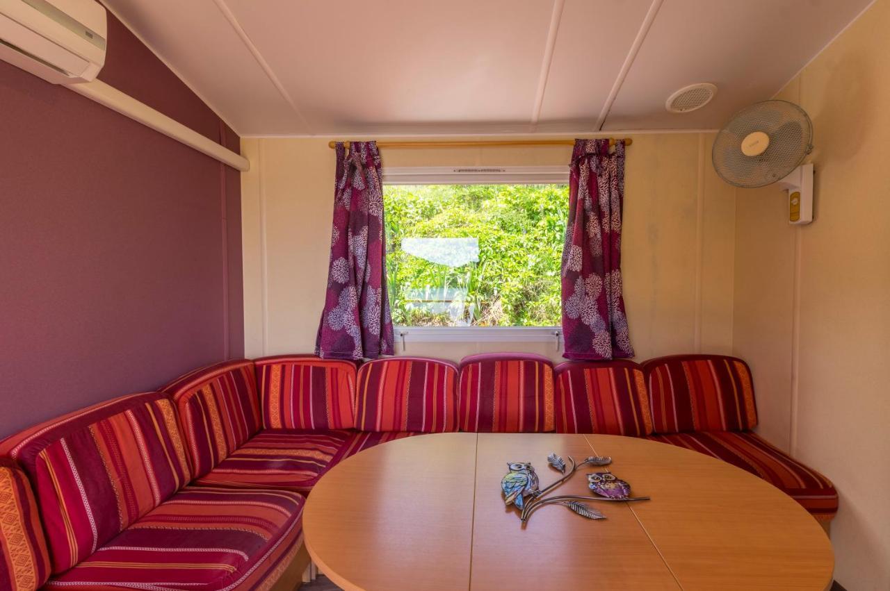 Camping Le Mas De Riri Celles  Eksteriør bilde